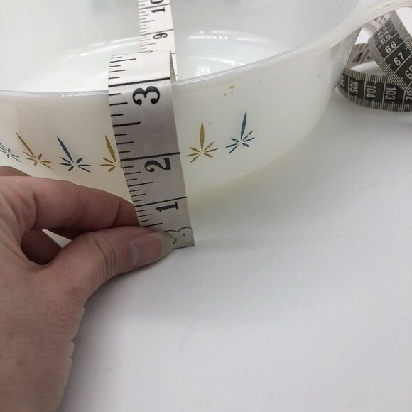 FIRE KING 1 Quart Candle Glow Milk Glass Casserole Dish with Lid Anchor Hocking - Picture 6 of 7